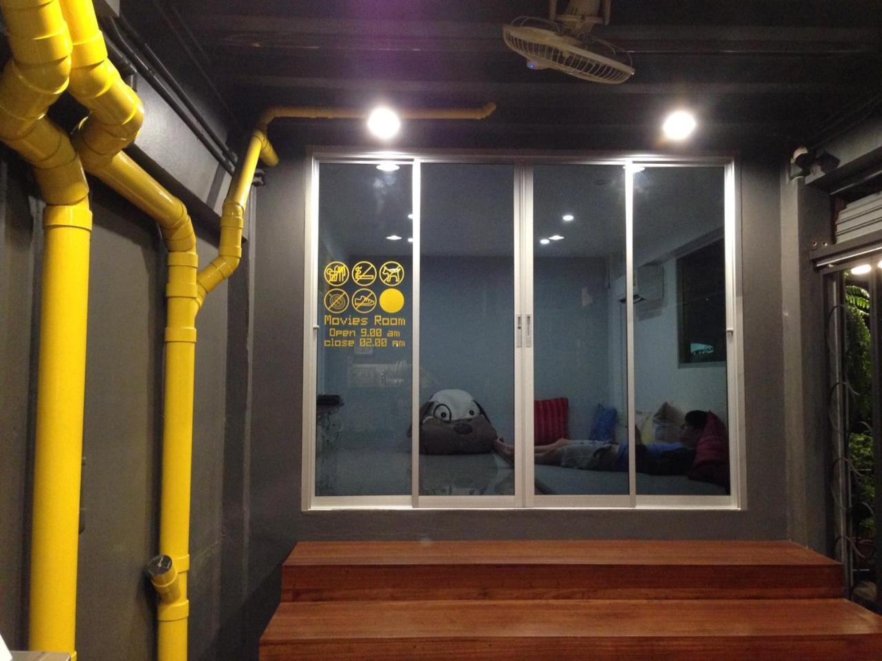 Cubic Bangkok旅舍 外观 照片