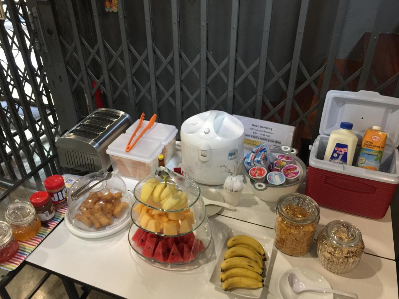 Cubic Bangkok旅舍 外观 照片